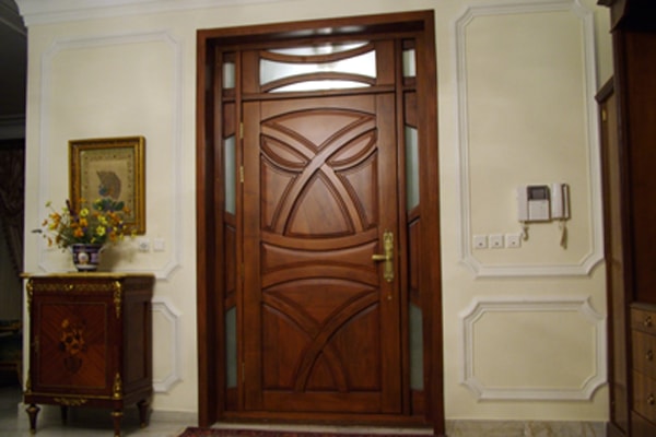 Як визначити якісні шпоновані двері?